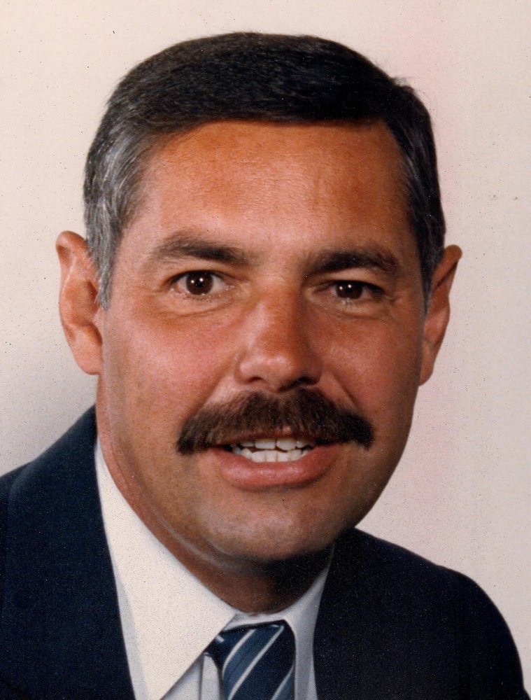 Robert (Bob) Elliott