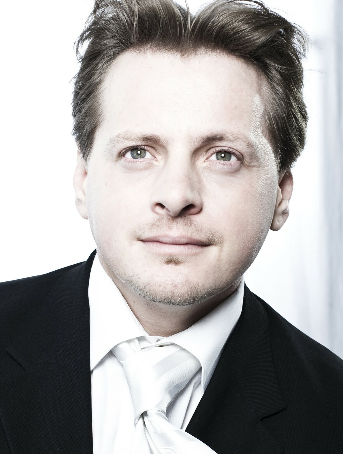 Alexander  Capusevic