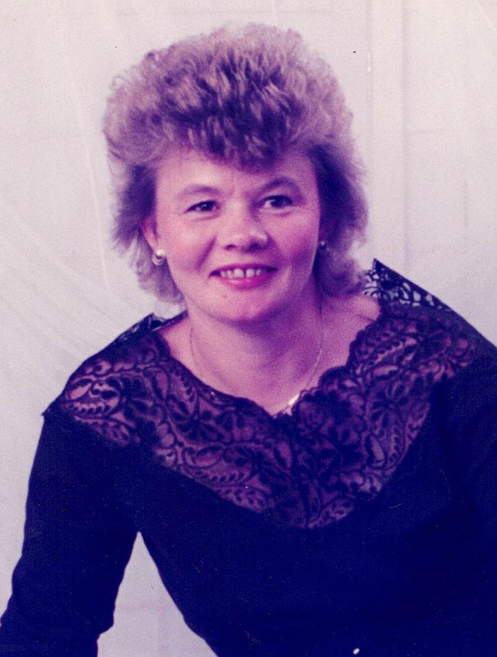 Colleen  Horton (Closs)